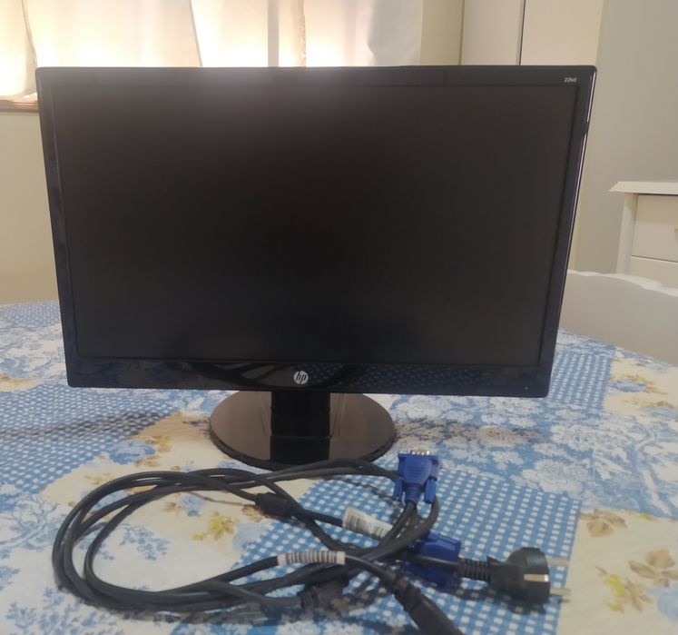 PC Monitor + Keyboard64563969467651121