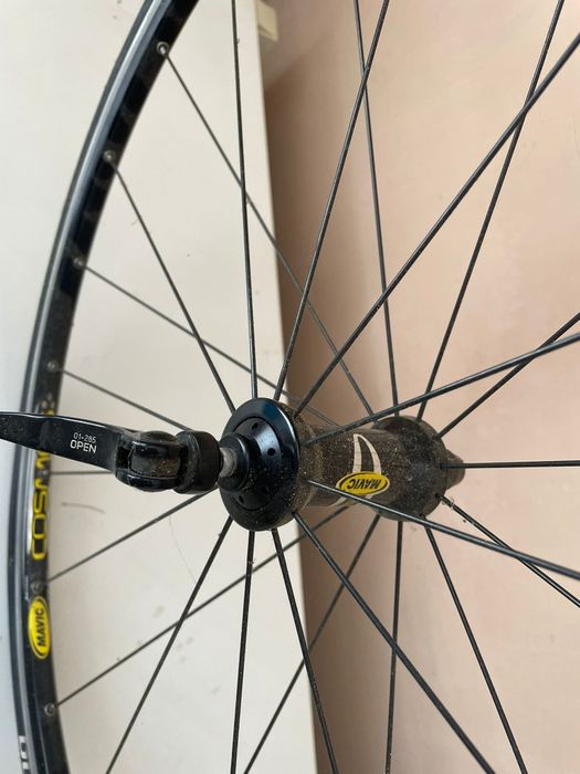 Opona z felgą do roweru 28" Mavic
