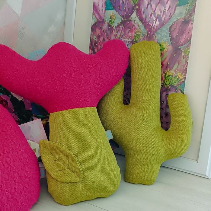 Подарунок на св валелентина весняні свята подушки декоративні тюльпан