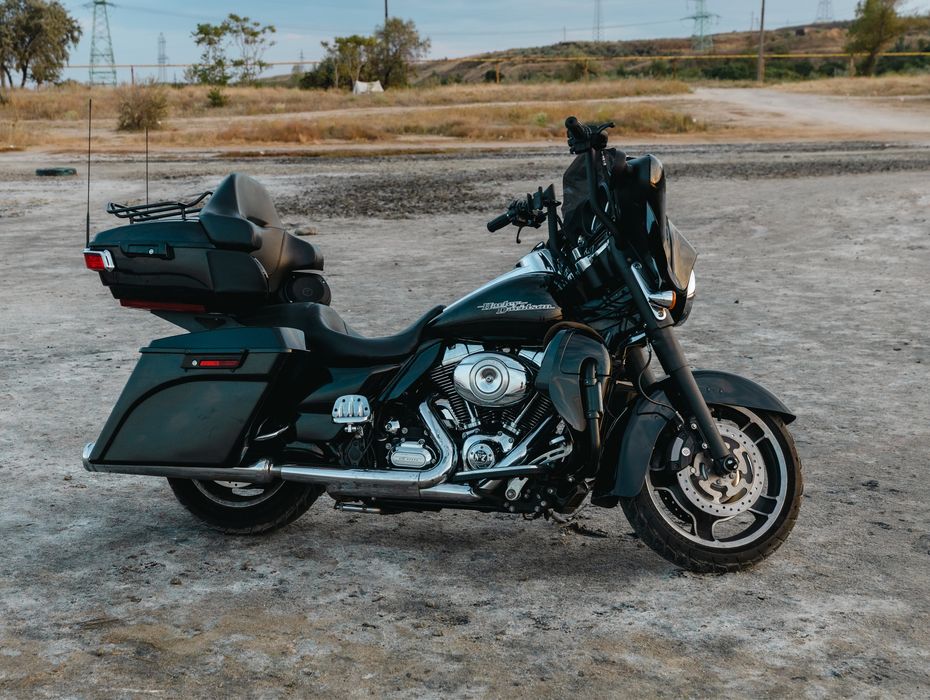 Продам Harley Davidson Street Glide