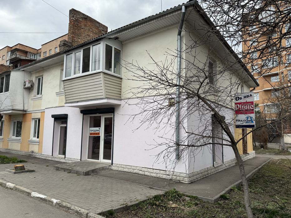 Продаж комерційного приміщення | вул. Бандери, 17