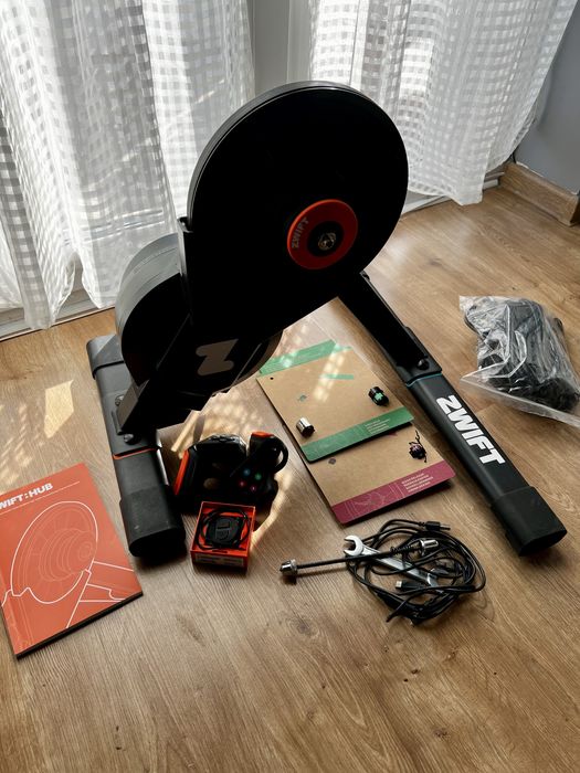 Zwift Play 未使用品 Zwift Play 未使用品 新品 日本未発売 ZWIFT PLAY ズイフト用