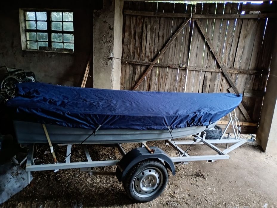 Łódka wędkarska jednopłaszczowa