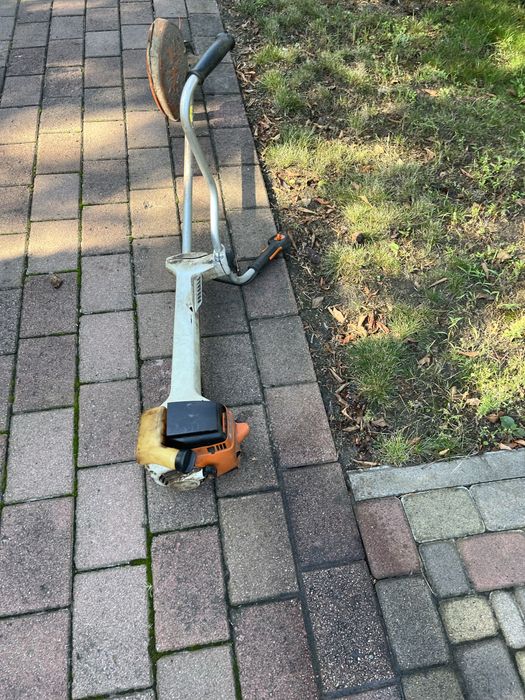 Продам кущорізSTIHL FS300