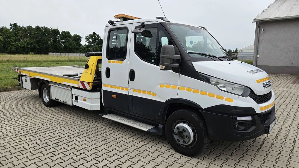 Iveco Daily  70C17 Pomoc Drogowa - Autolaweta Double Cab Płyta hydrauliczna 7200DMC