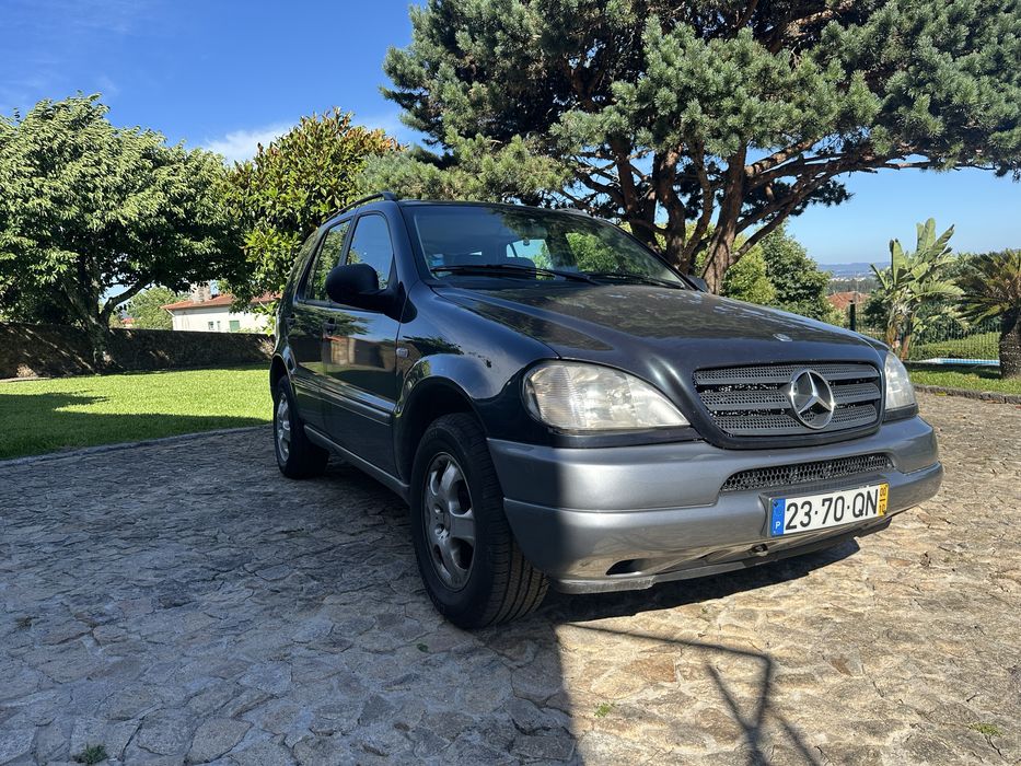 Mercedel ML320 V6