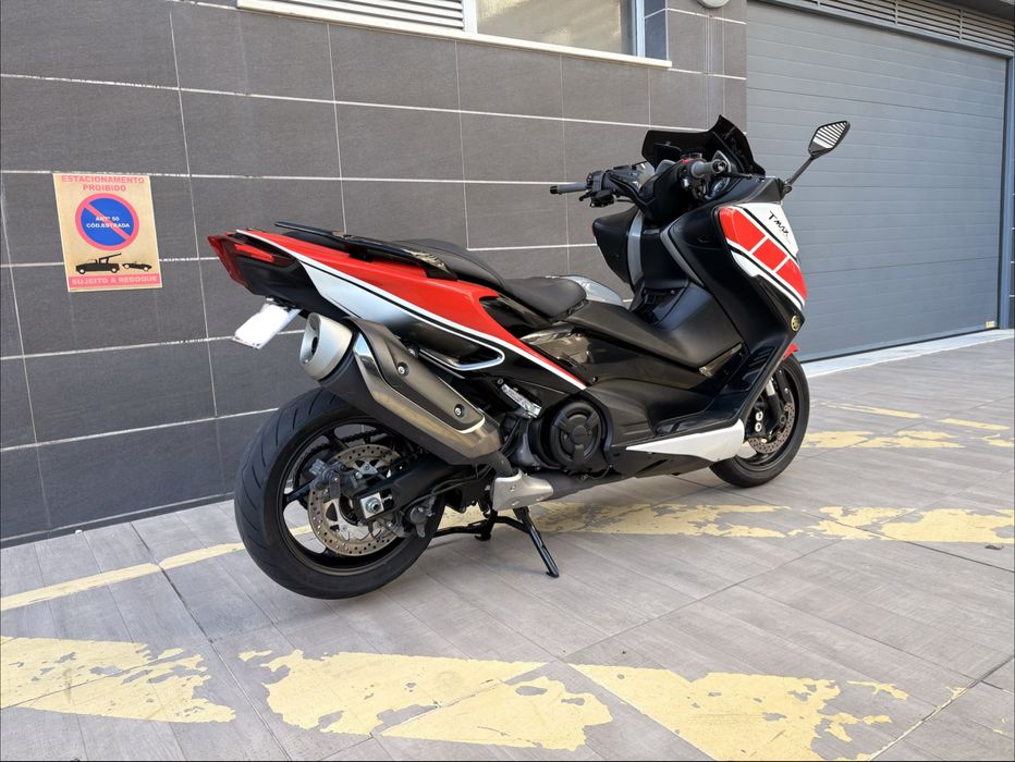 Tmax 530/560 SX 50th