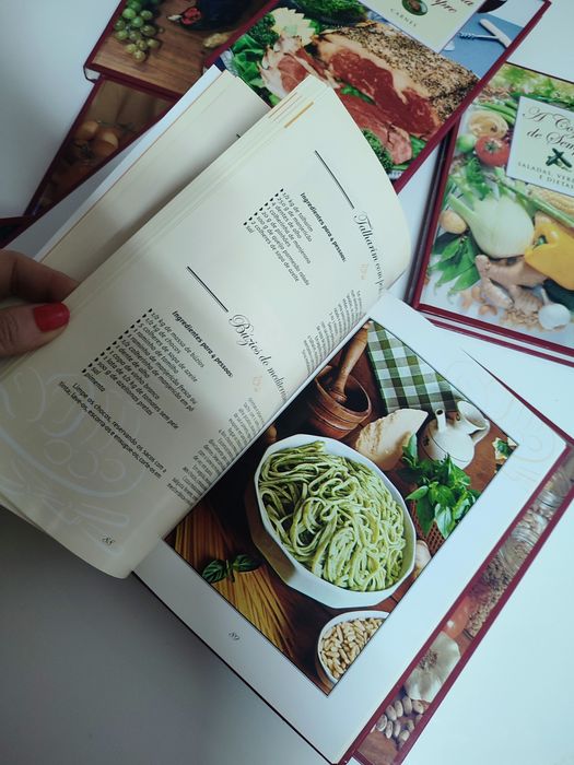 Colecção de livros de culinária