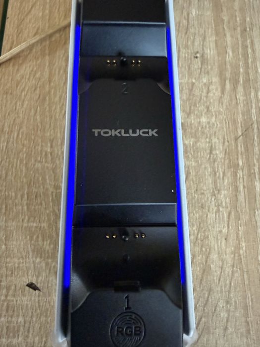 Зарядна станція TOKLUCK для геймпадів PS5 / Edge Controller (Нова)