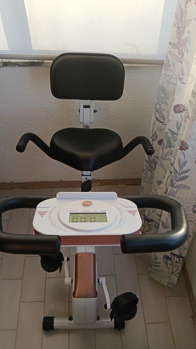 Bicicleta estática (Negociável)