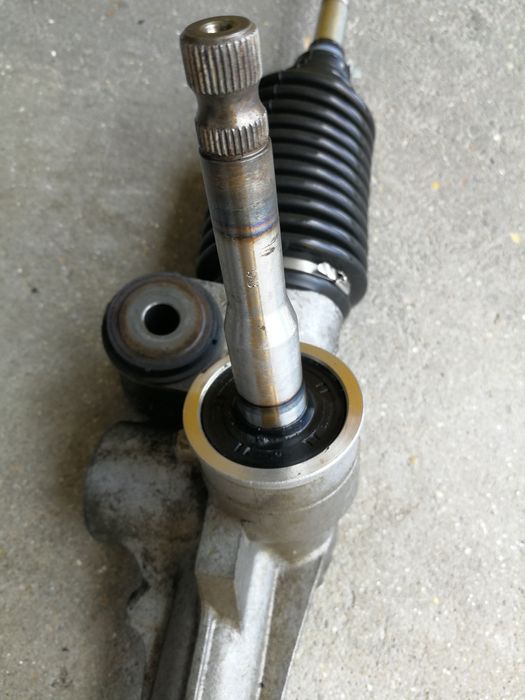 Caixa de direção original Toyota Yaris (para reconstruir)
