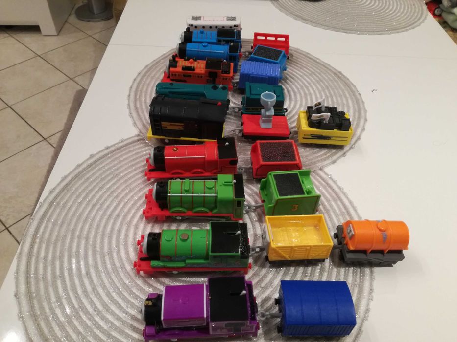 pociągi z serii Tomek i Przyjaciele