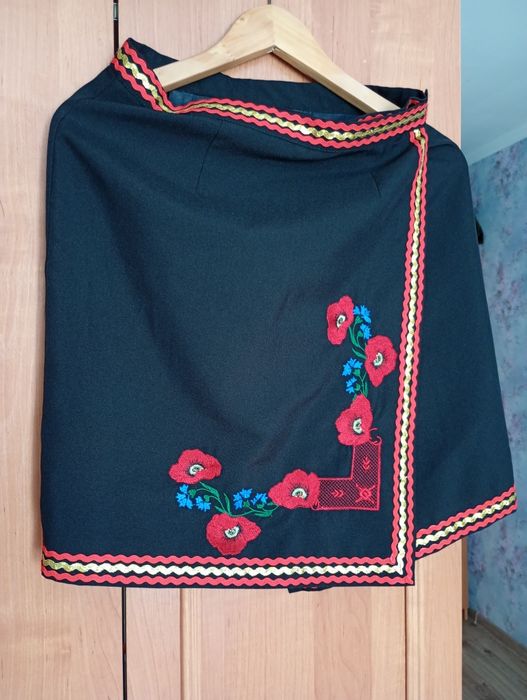 Спідниця 152 р на дівчину