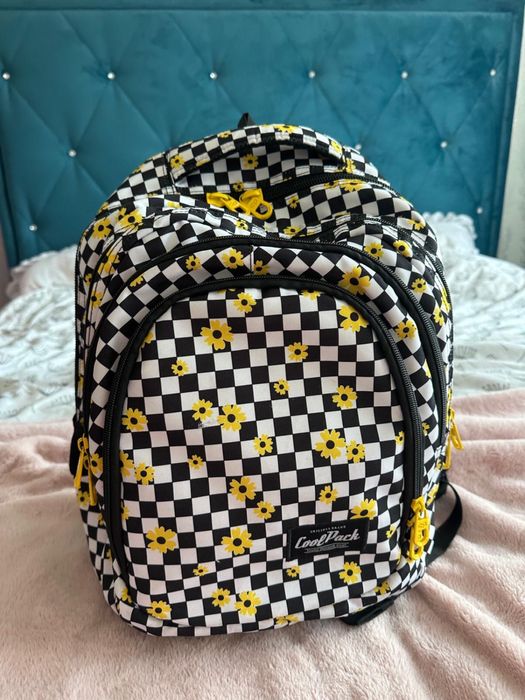 Plecaki szkolne 3 sztuki. Stan super.