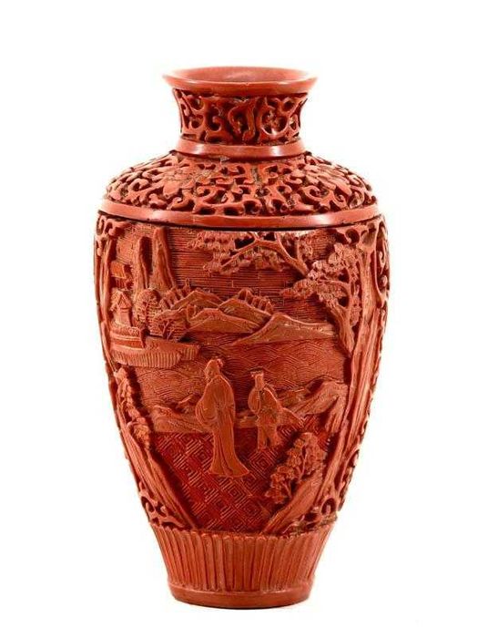 Jarra Oriental em Cinnabar