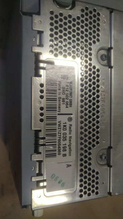 ) Passat B6 radio fabryczne