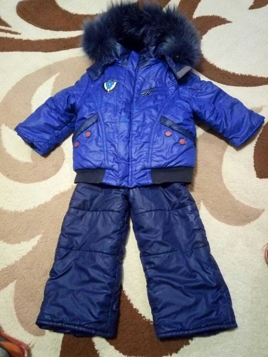 Продам зимний комбинезон для мальчика
