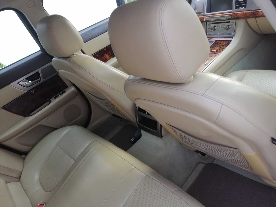 Jaguar XF rigorosamente impecável