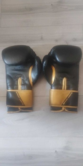 Rękawice bokserskie DBX BUSHIDO B-2v10 czarno-złote 14 oz