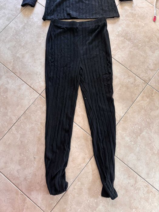 Conjunto de roupa confortável nova