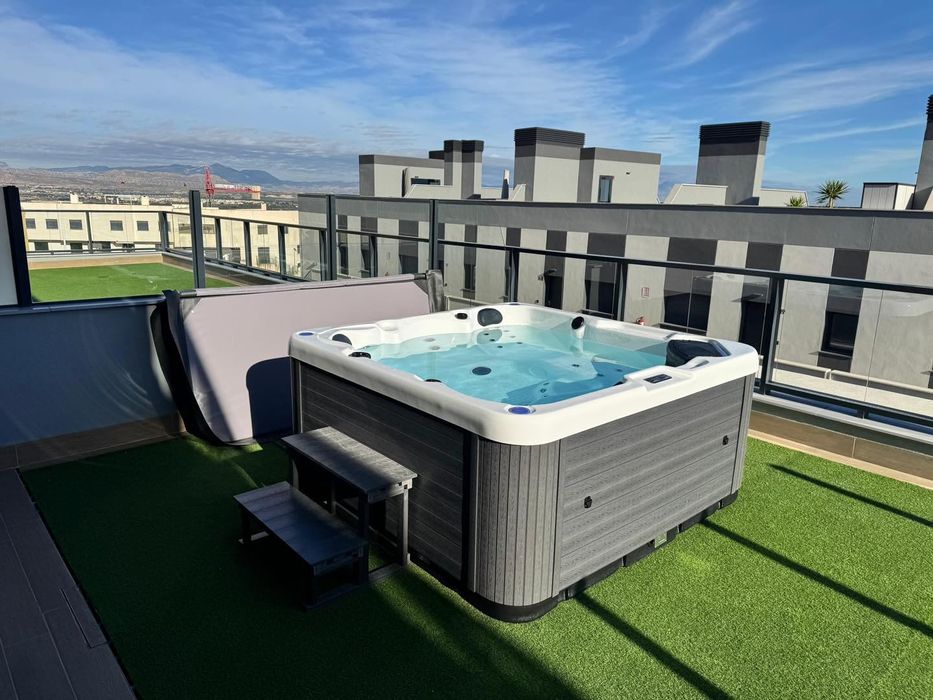 Jacuzi energooszczędne Trident NEW model 2026 5os. 2 leżanki Plug&Play