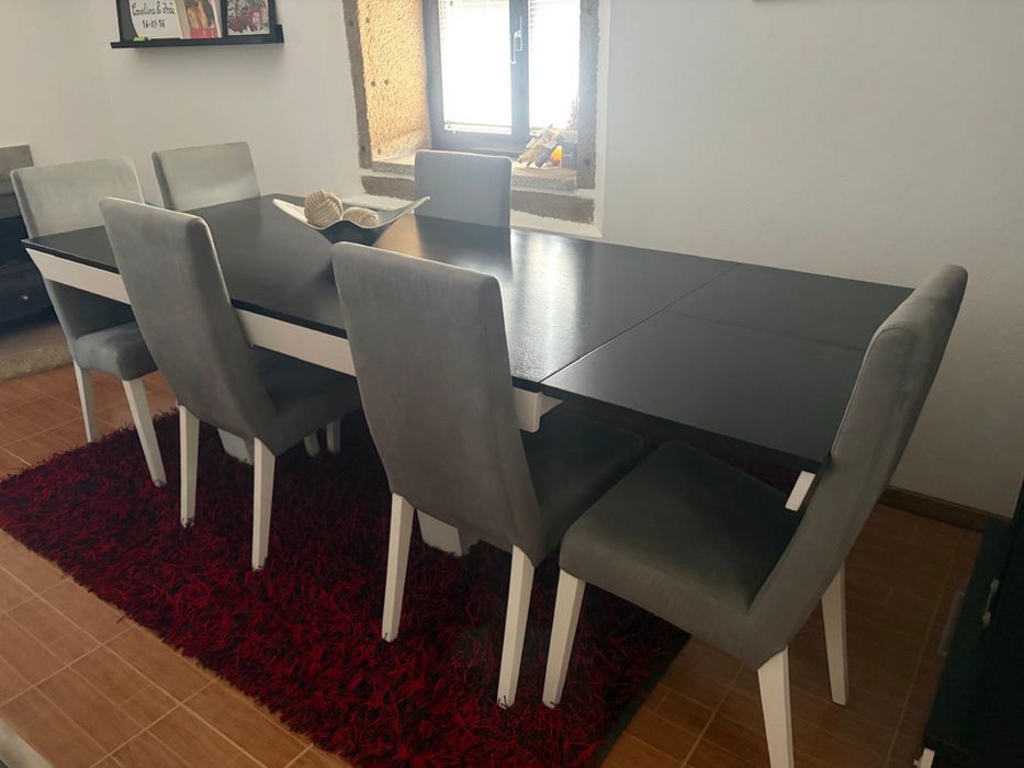 Mesa de sala de jantar