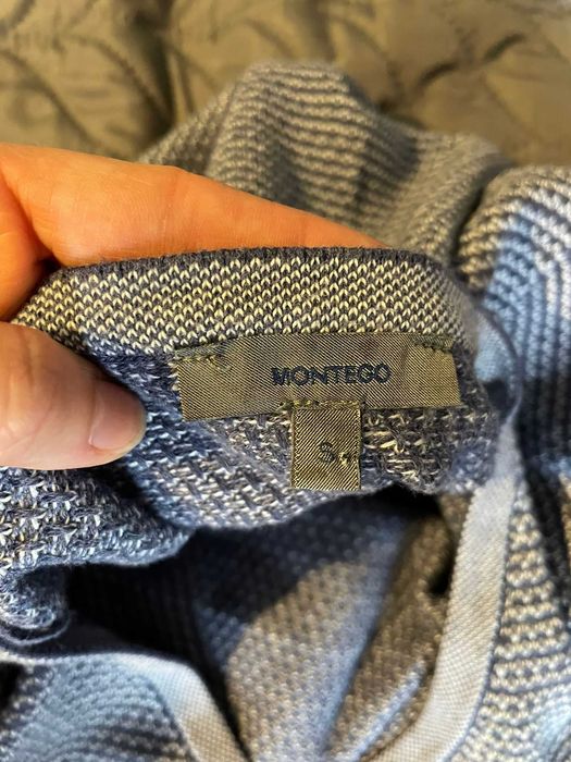 Sweter w serek Montego