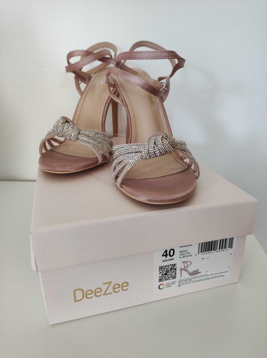 Różowe szpilki DeeZee 40