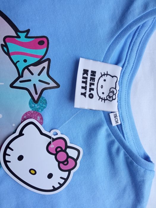 Nowa koszulka Hello Kitty z metką