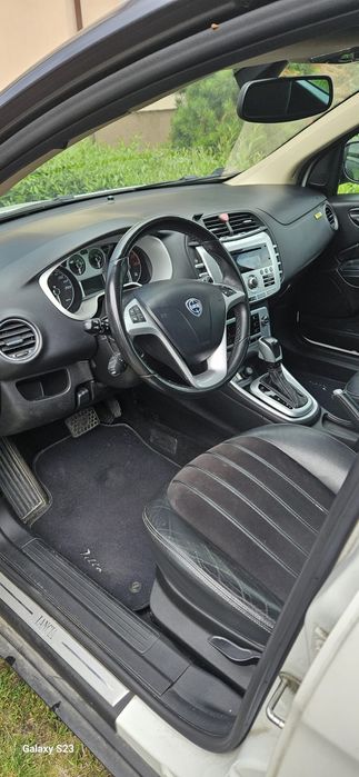 Lancia Delta 1.8 Turbo Executive MOMO Design