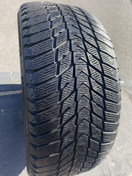 225/45/17 roadstone winguard ice plus
