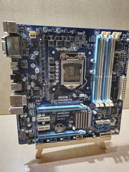 Материнська плата s1155 Gigabyte GA-H67MA-USB3-B3, 4×ddr3, usb 3.0
