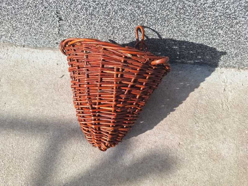 Koszyk wiklinowy wiklina kosz kwiaty wisząca doniczka osłonka ciemna