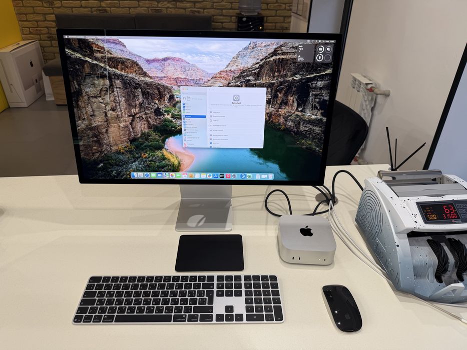 Open Box Apple Studio Display (новий, розпакована коробка) є чеки