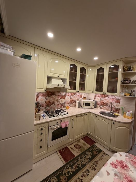 Продаж 3 кімнатної квартири центр міста, хороший ремонт