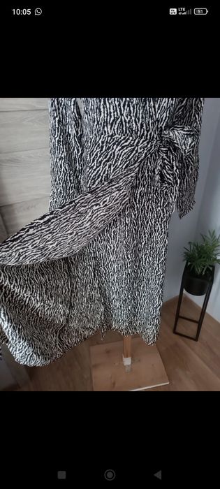 Sukienka midi H&M