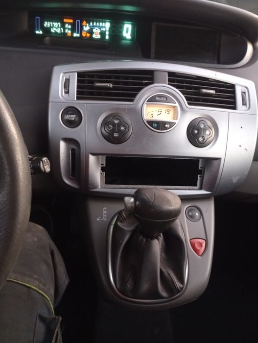 Автомат коробка Рено меган сценік 2 мотор торпеда розборка шрот  салон