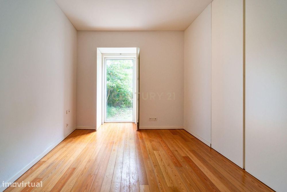 Espetacular  apartamento  na Lapa com estacionamento e logradouro