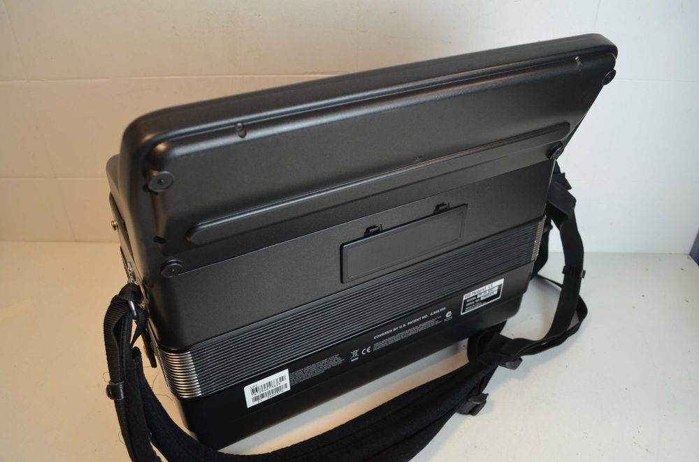 Acordeao roland FR 2.  N 349