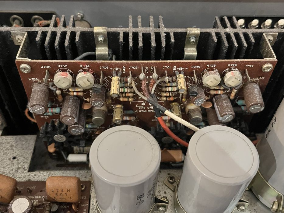 Amplificador Marantz 1060