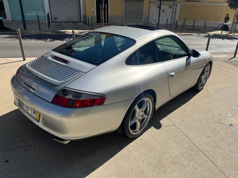 Porsche 911 (996) Carrera