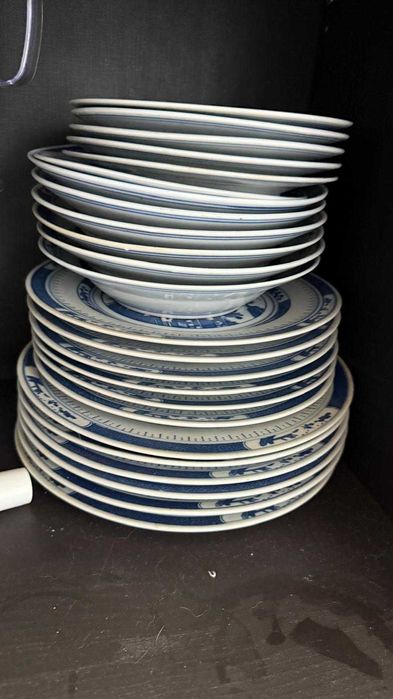 Serviço de loica cantao para 6 pessoas / variado