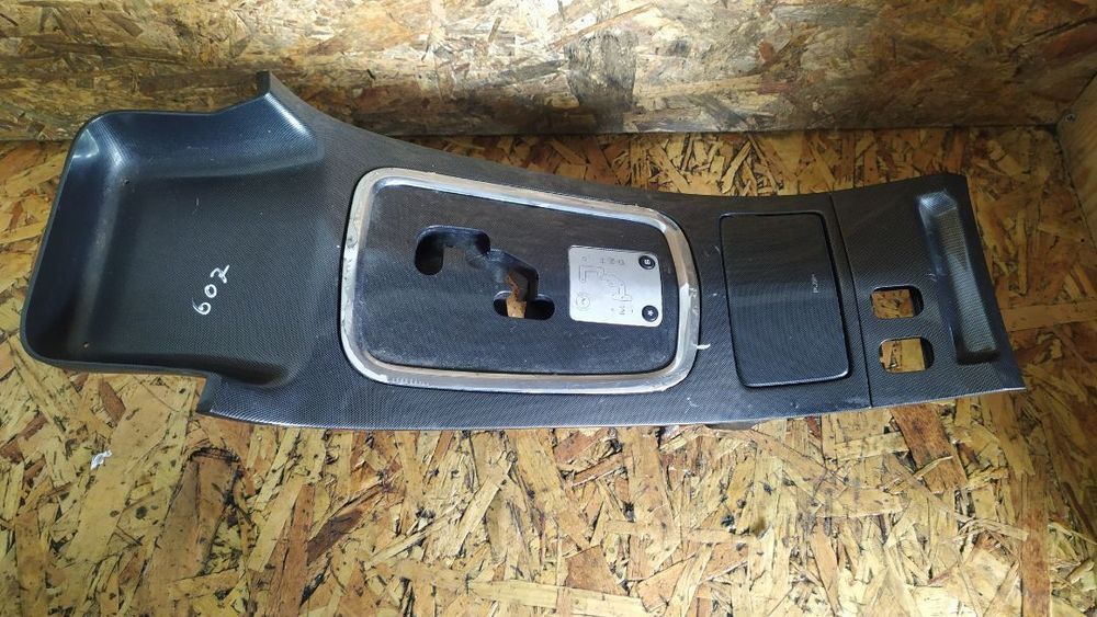 TAMPA DA CONSOLA CENTRAL COM CINZEIRO PEUGEOT 607