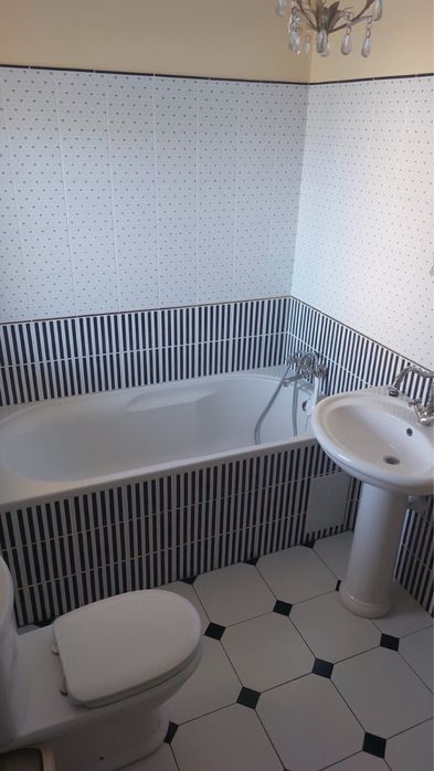 Продам 3х поверховий будинок з балконом і ділянкою на 5соток 137.2кв.м