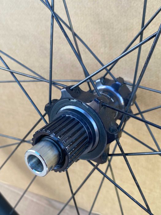 Tylne koło DT SWISS NewMen EG35 27,5'' Shimano 12s microspline [KŁ-8]