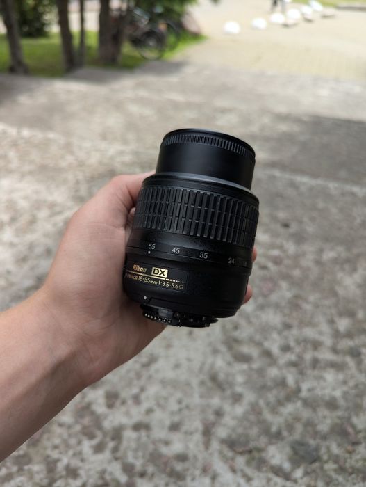 Nikon af-s 18-55 vr 3.5-5.6