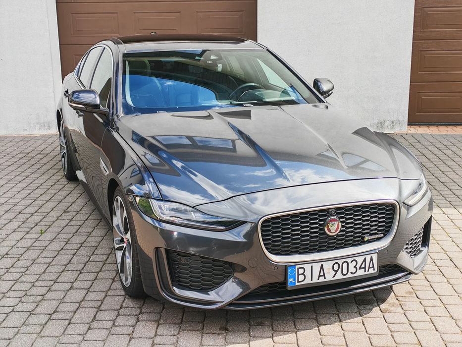 Jaguar XE