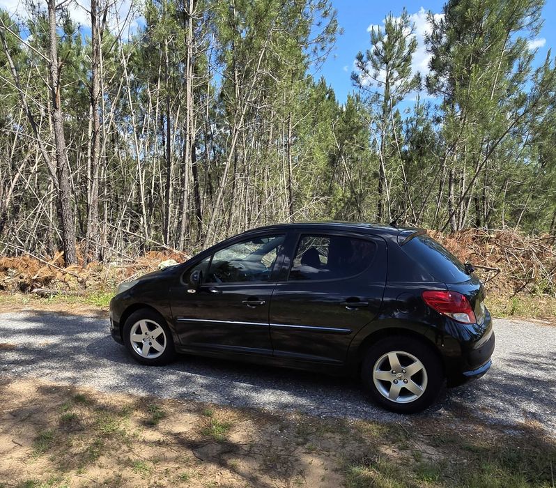 Peugeot 207 1.4 HDI Sportium