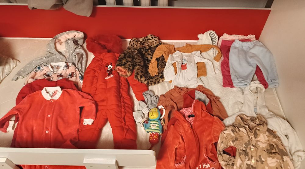 Дитячий одяг для дівчинки