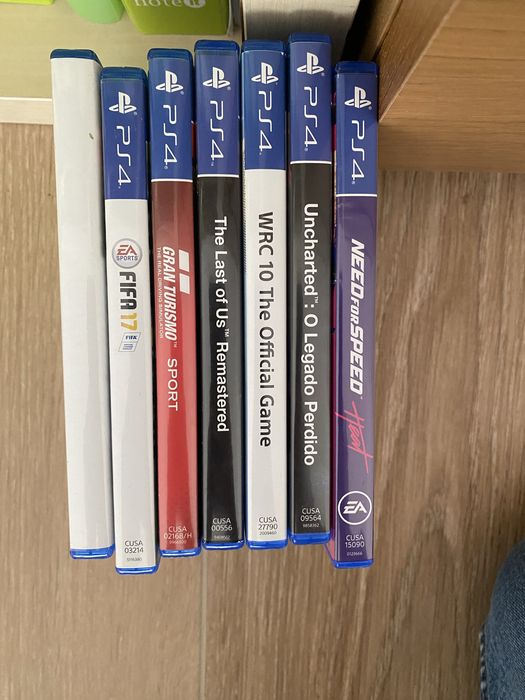PS4 +7Jogos +3Comandos